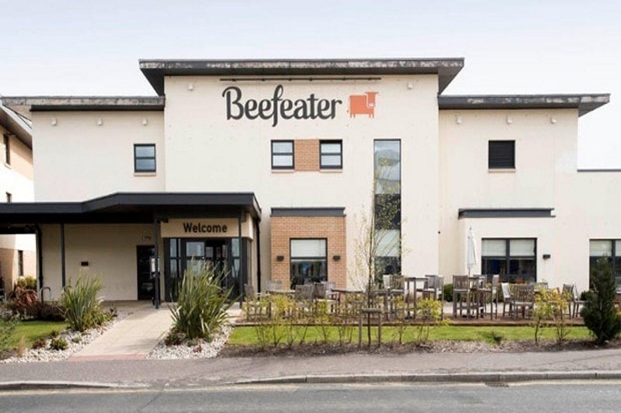 Premier Inn Stirling City Centre Екстериор снимка